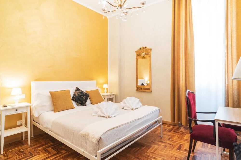 Golden Rooms 12/48