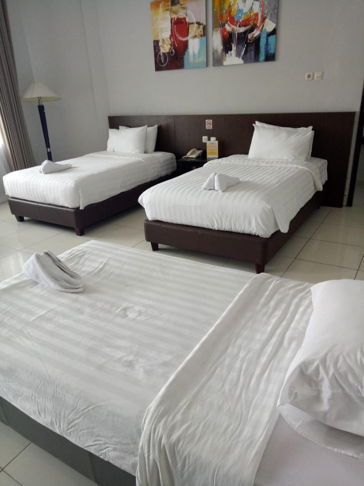 Sindha Hotel Ruteng 13/29