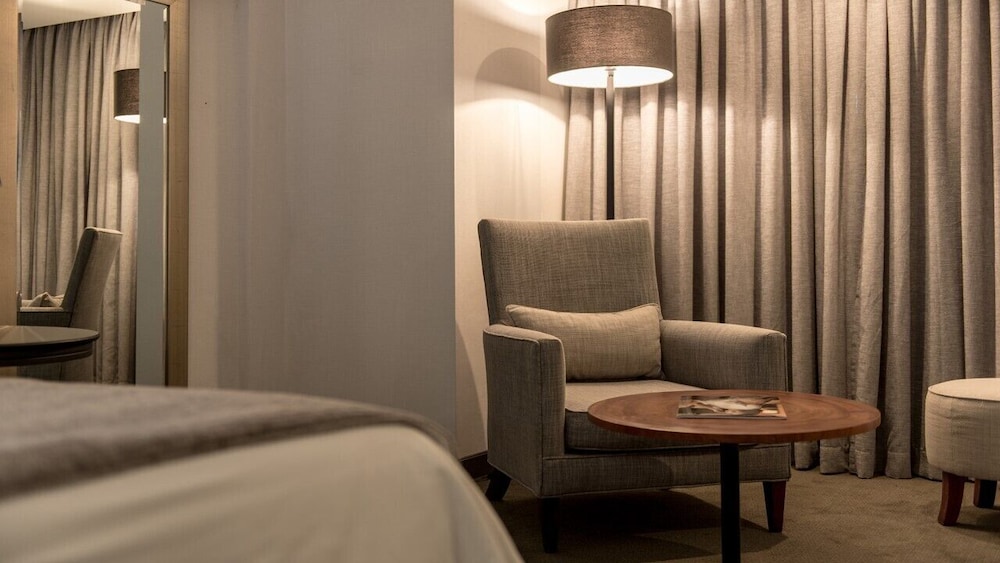 Avenida Hotel Maputo 32/56