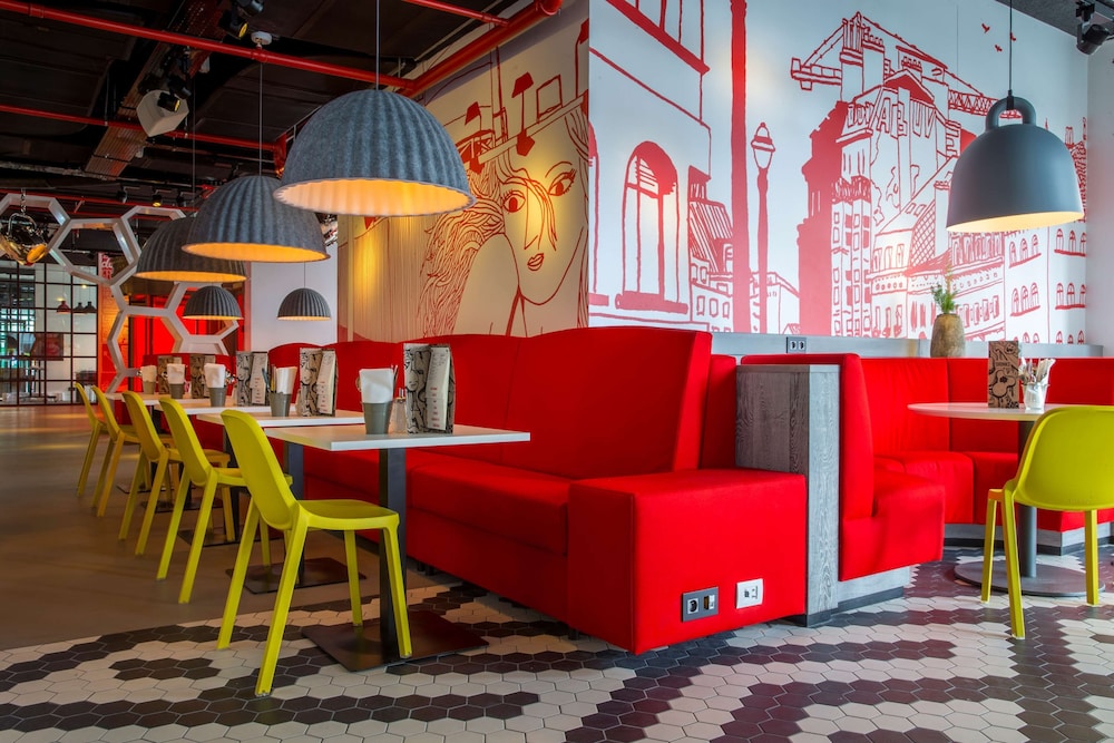 Radisson RED, Brussels 47/67