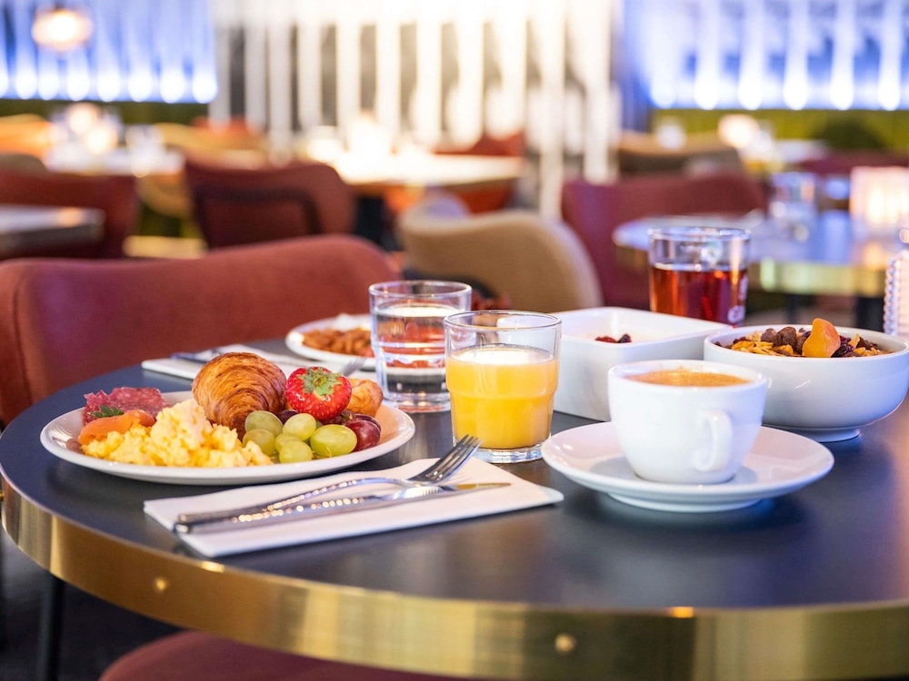 Mercure Amsterdam North Station 49/67