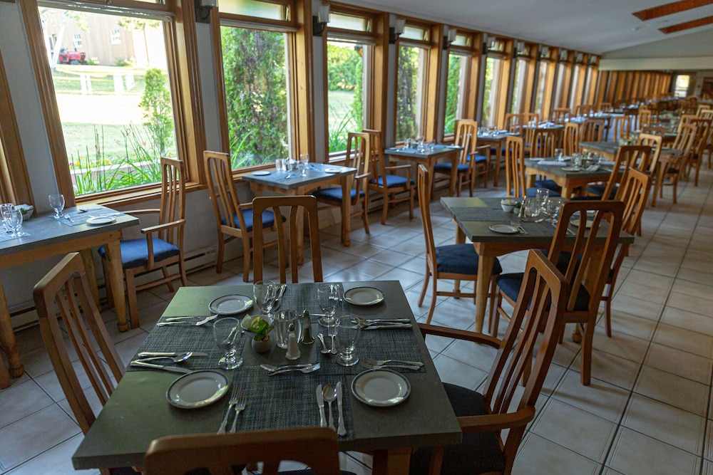 Hotel Cap Aux Pierres 32/50