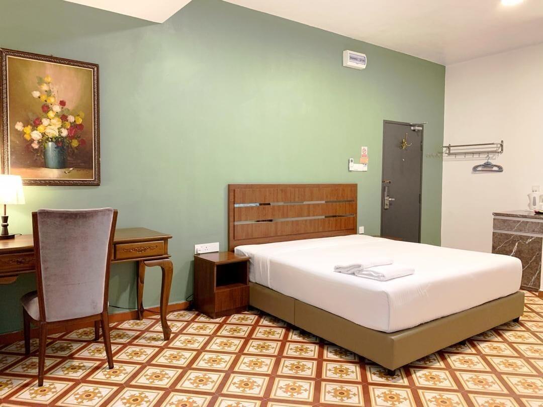 Pearl Inn 14/54