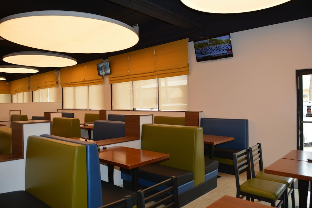 restaurant cafeteria