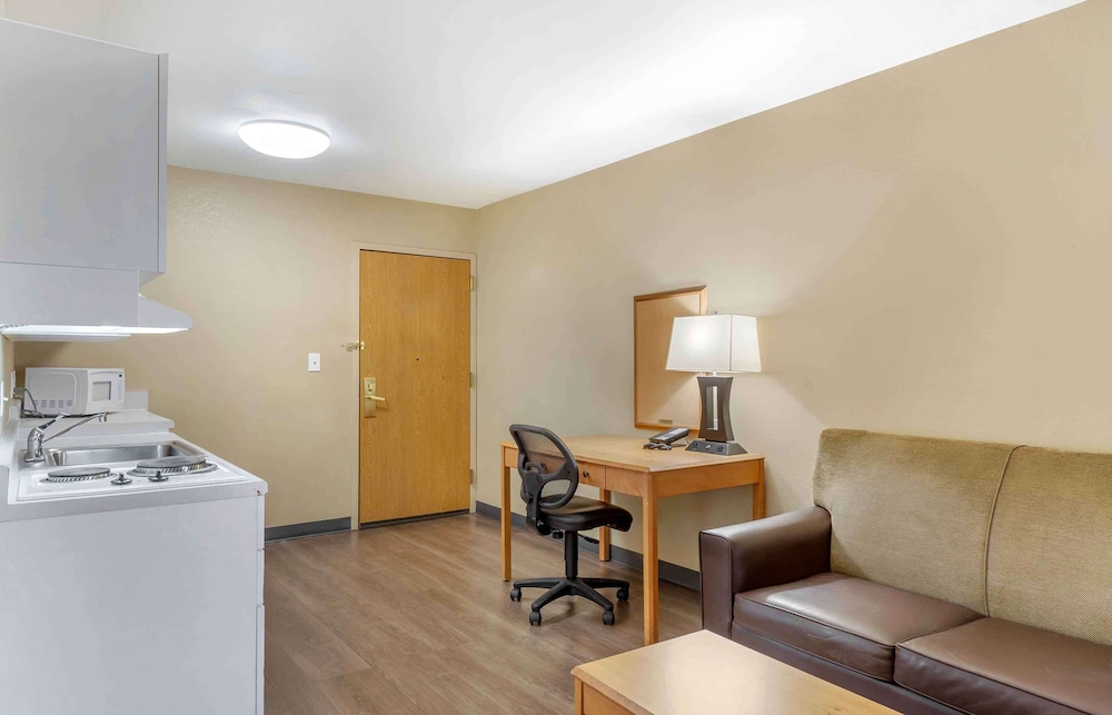 Extended Stay America - Boston - Westborough - Computer Dr. 28/38