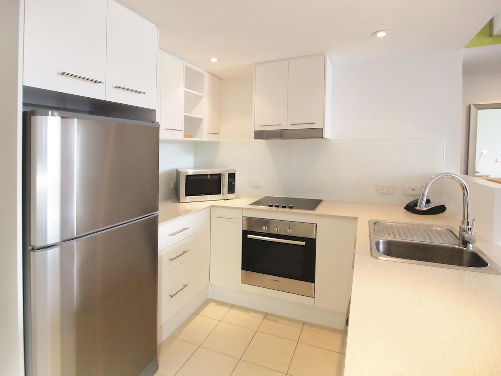 Oaks Townsville Gateway Suites 41/70