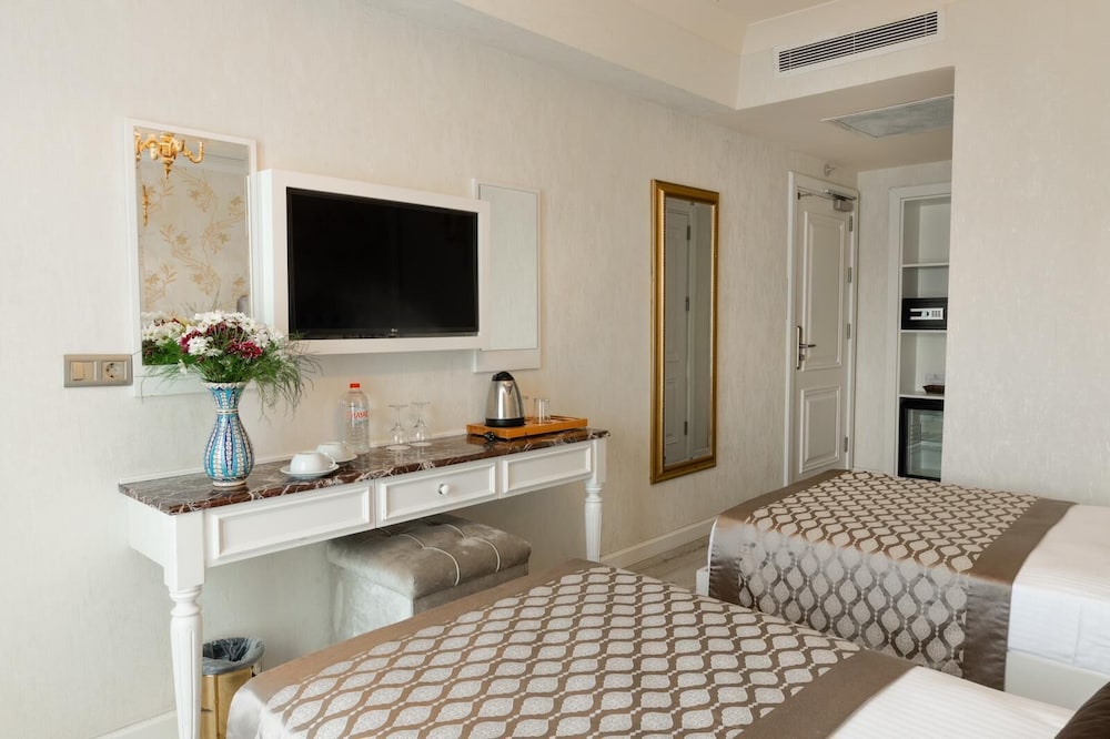 Hotel The Pera Hill 61/72