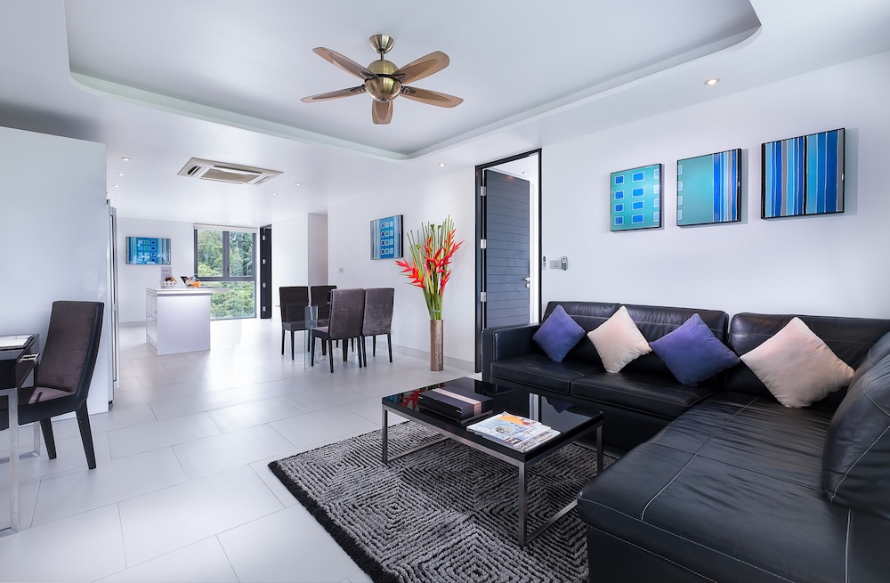 Absolute Twin Sands Resort Spa 47/62