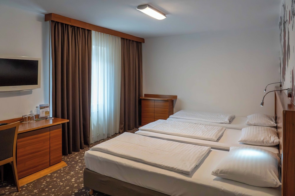Hotel Piramida 15/51