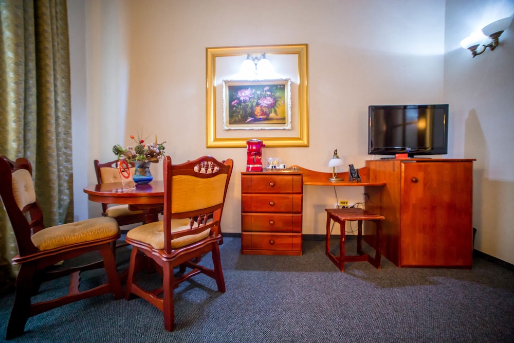 Bucharest Comfort Suites 55/66
