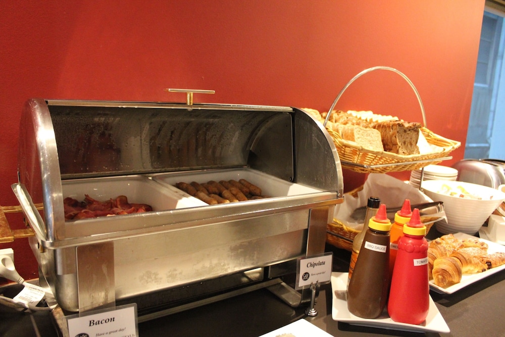 YEHS Hotel Melbourne CBD 54/57