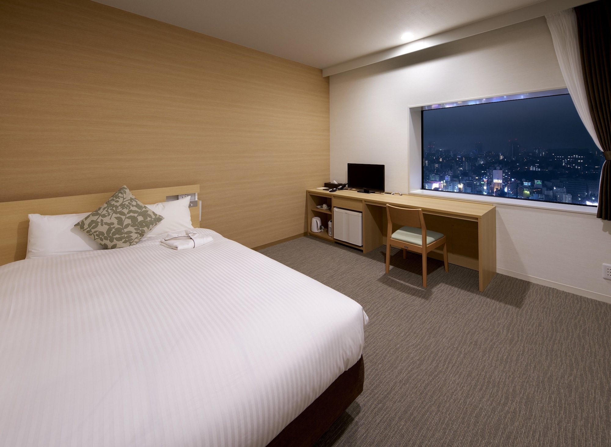 Comfort, Single, Double Bed, City View, Smoking