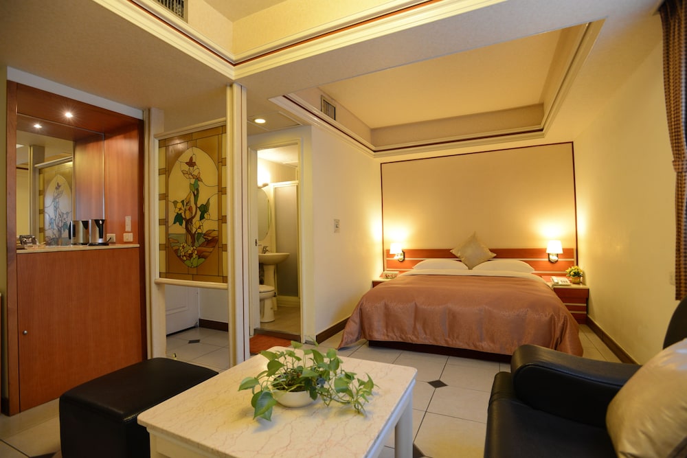 City, Double Bed