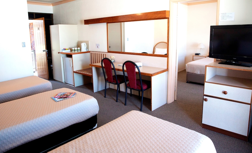 LONGREACH MOTOR INN 18/38