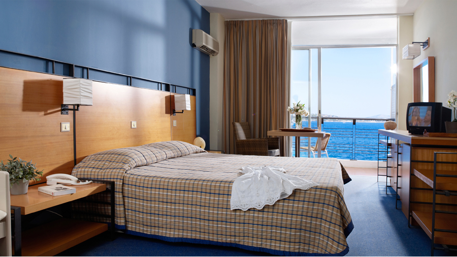 Spetses Hotel 5/18