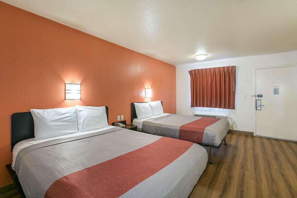 Motel6 Dothan, AL 18/36