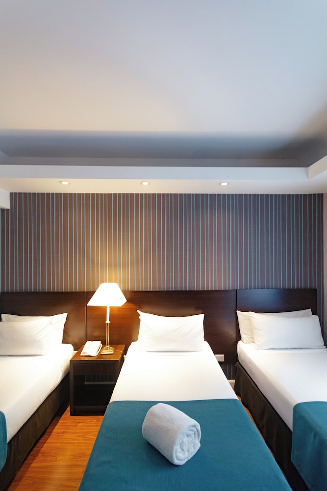 DORA HOTEL BUENOS AIRES 36/61