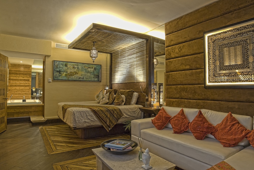 LA DIVINA BY ALDEA THAI 44/66