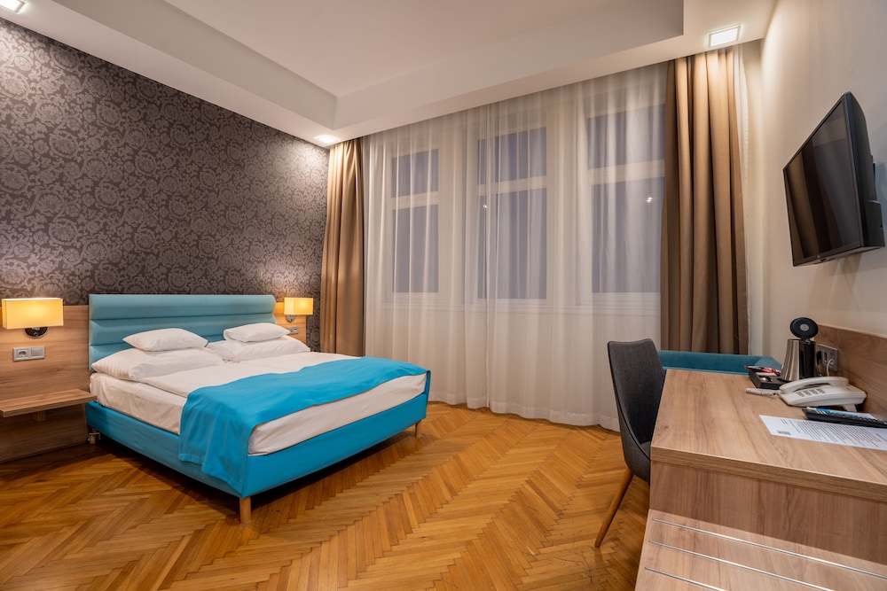 Medos Hotel Budapest 20/50