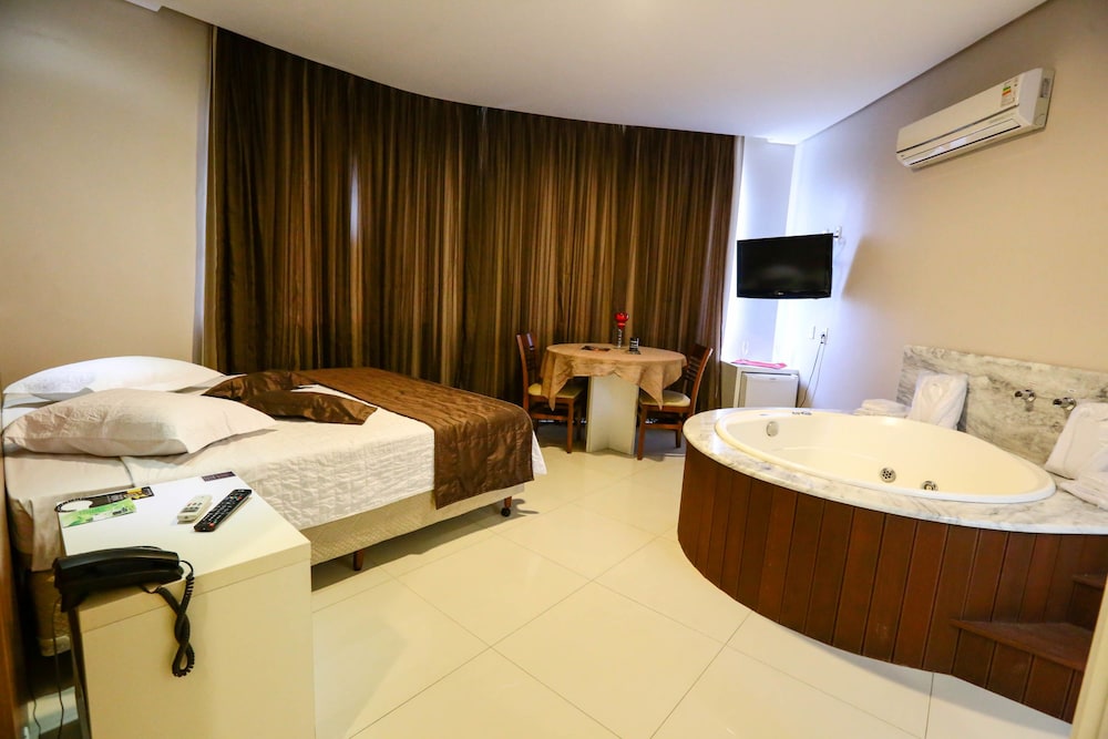 HOTEL EMACITE FLEX 8/46