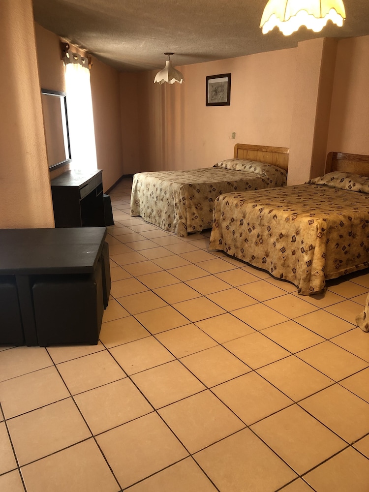 Hotel Del Conde 28/38