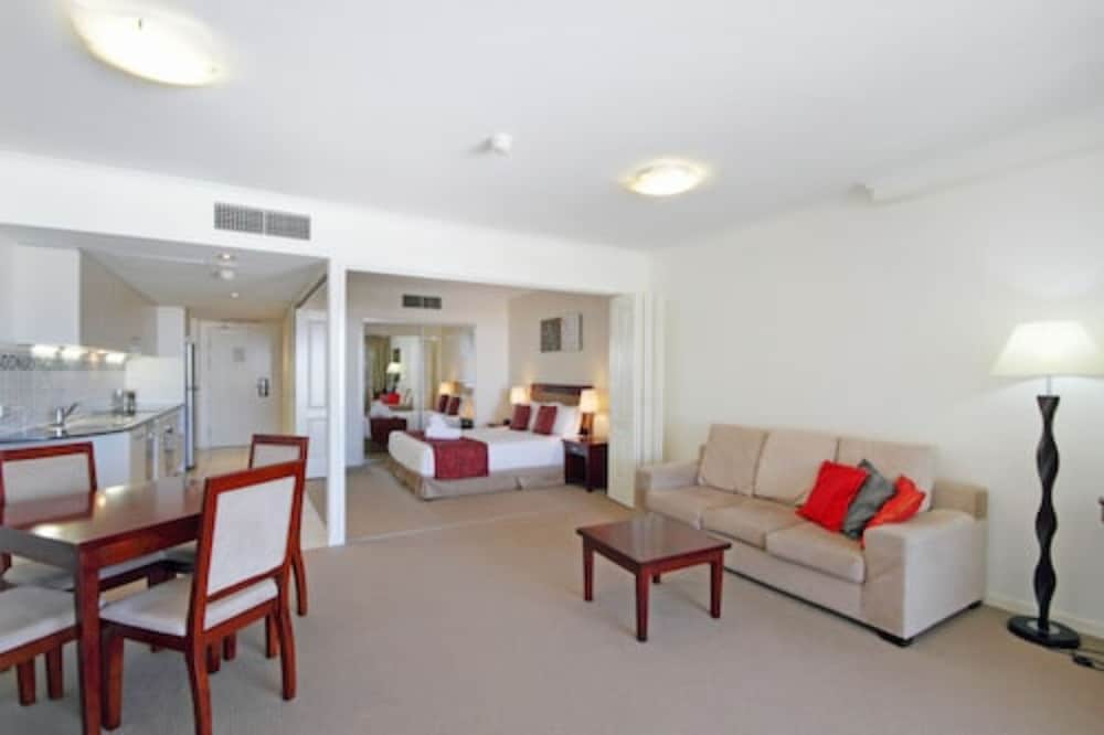 Ocean Views Resort 53/70