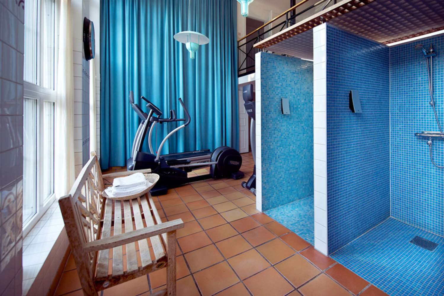 Home Hotel Victoria 12/30