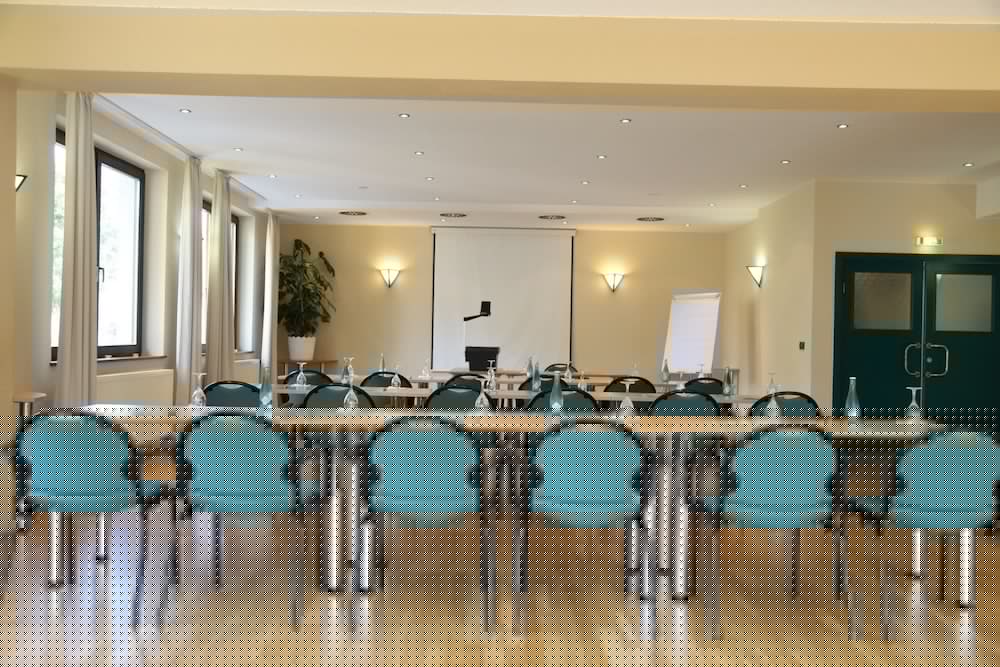 Waldhotel Wandlitz 43/57