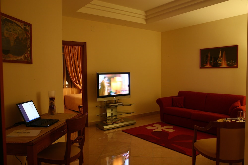 Ranch Palace Hotel 34/63