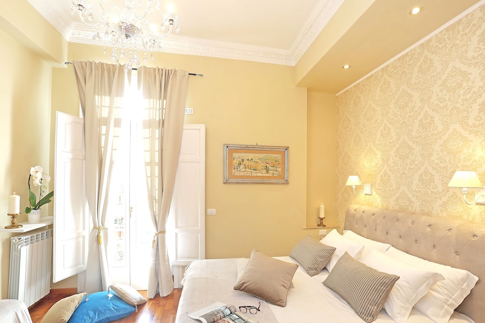 Liberty Rome Suites 25/68