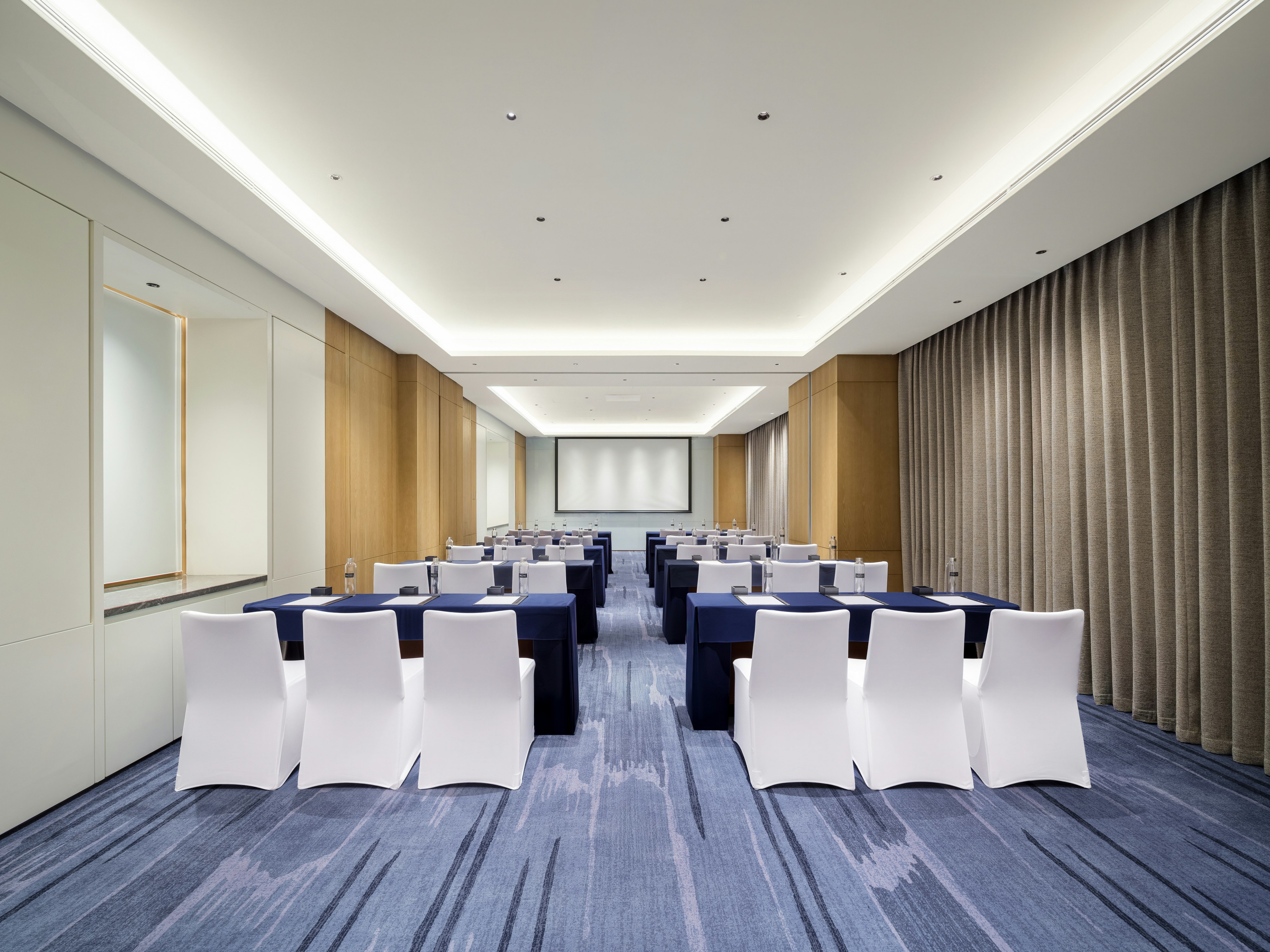 Canton Hotel Guangzhou, Tapestry Collection by Hilton 39/50