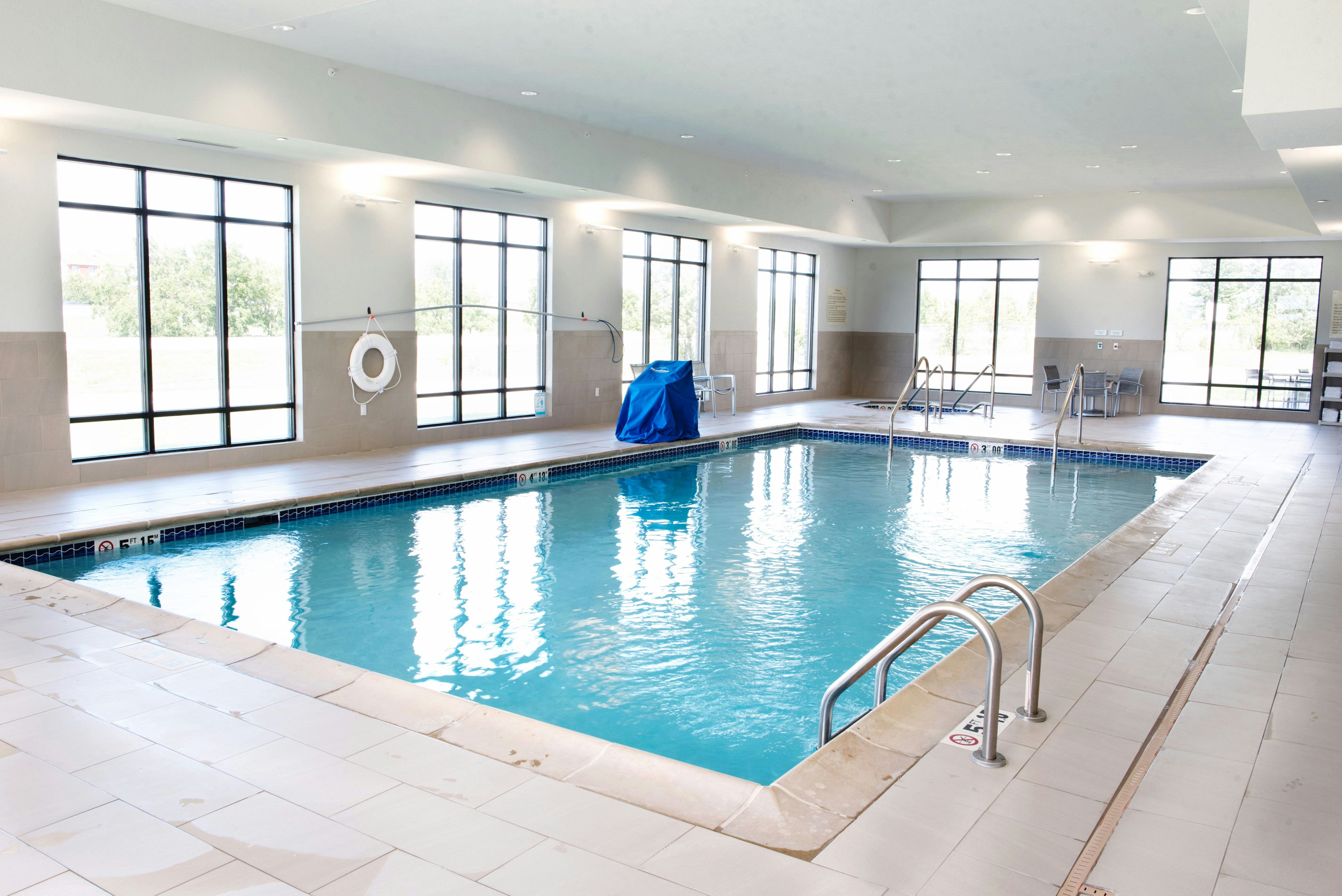Hampton Inn Des Moines Urbandale 24/44