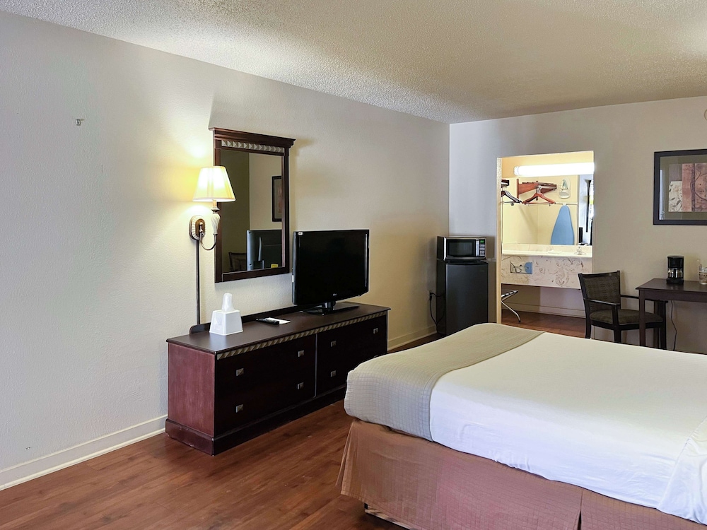 Motel6 Abbeville, AL 15/36
