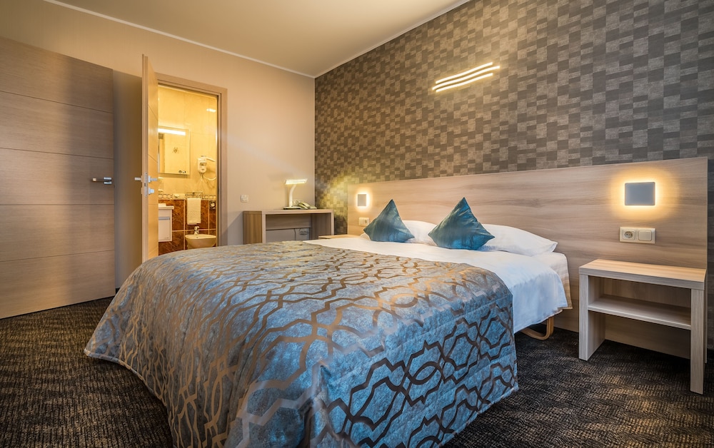 Hotel Zemaites 21/76
