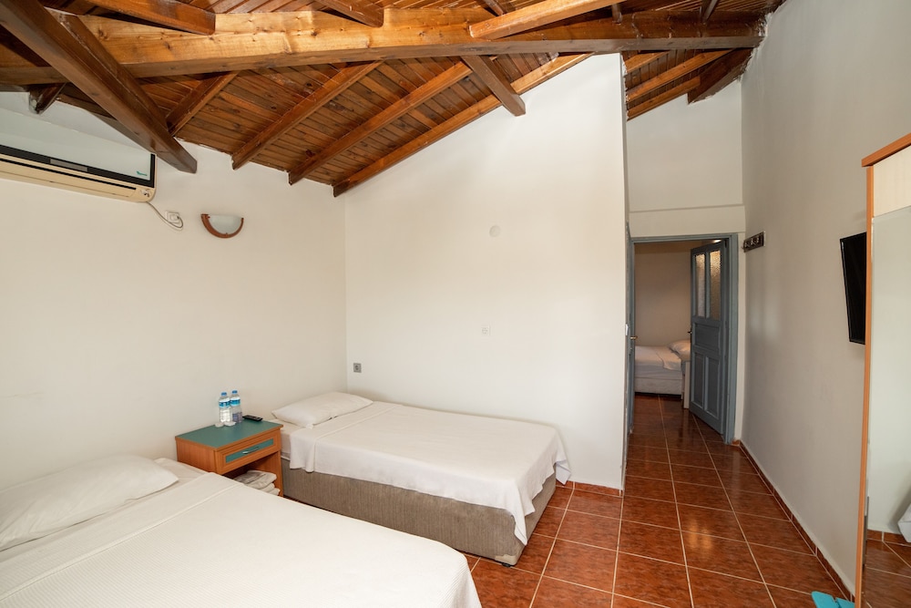 Gokceada Yakamoz Motel 28/50
