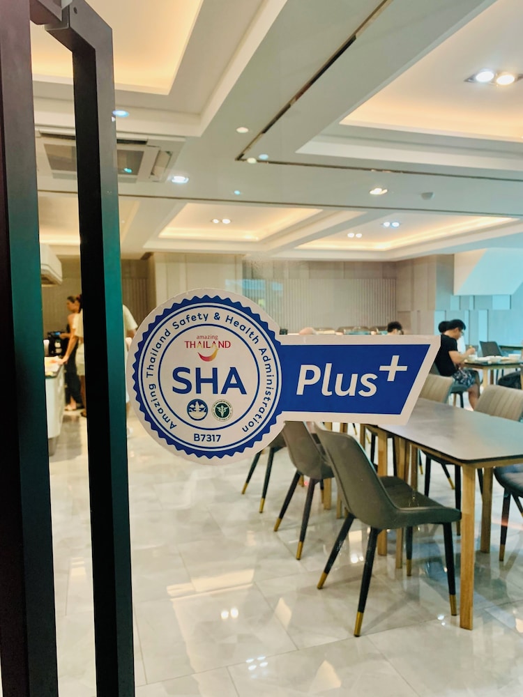 Thana Wisut Hotel 9/49