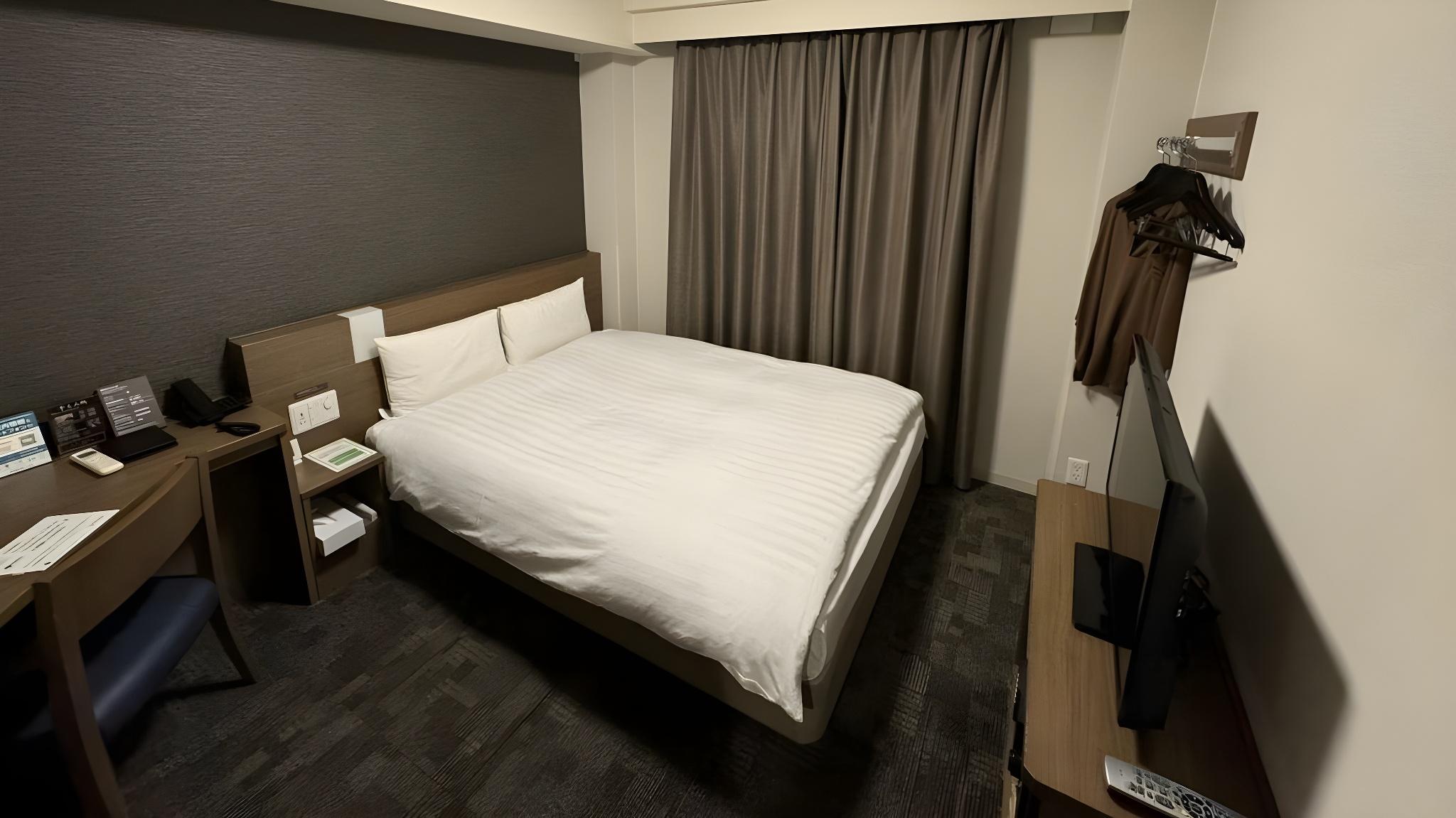 Semi Room, Single, Semi Double Bed