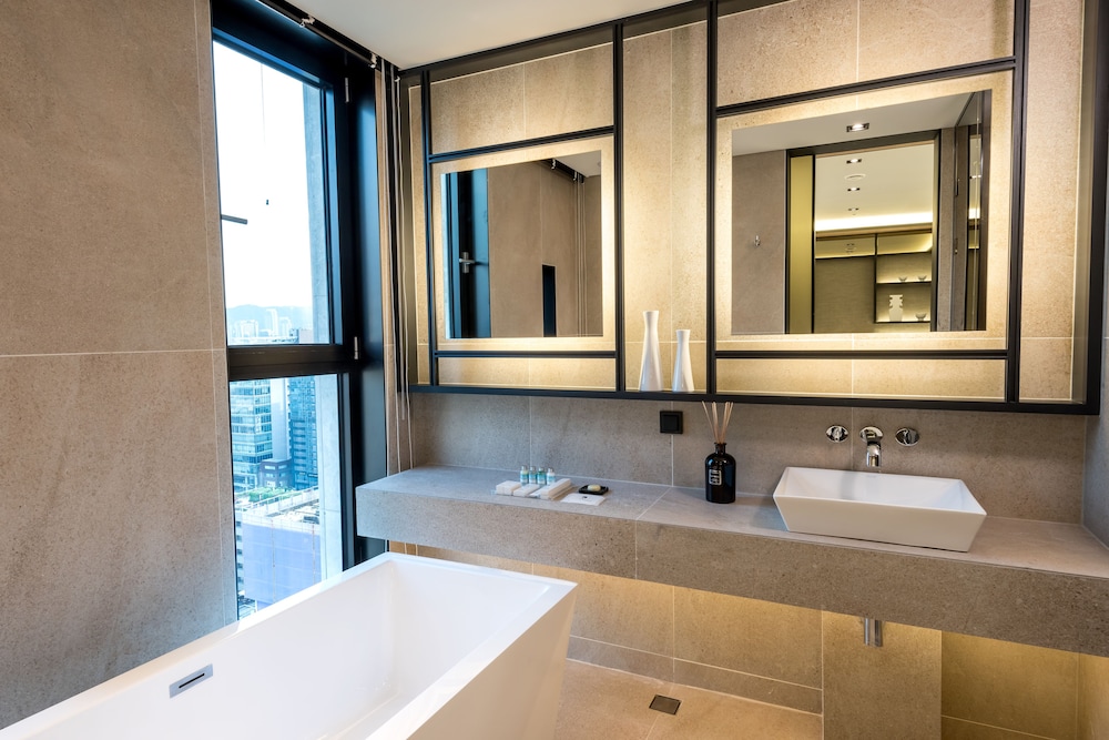 Hotel The Designers LYJ Gangnam Premier 33/64