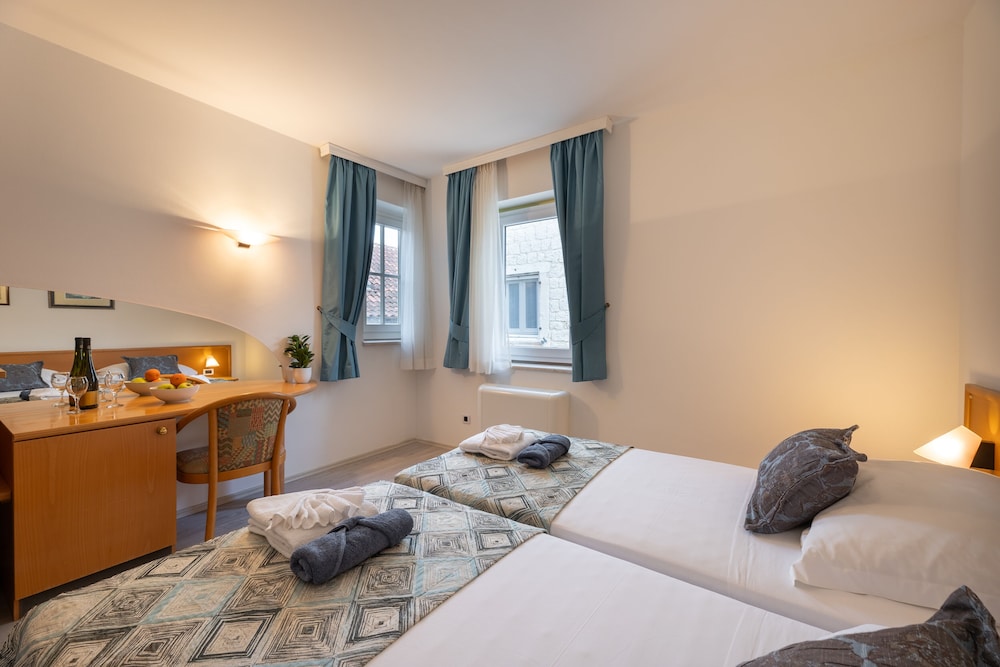 Hotel Villa Fontana 20/50