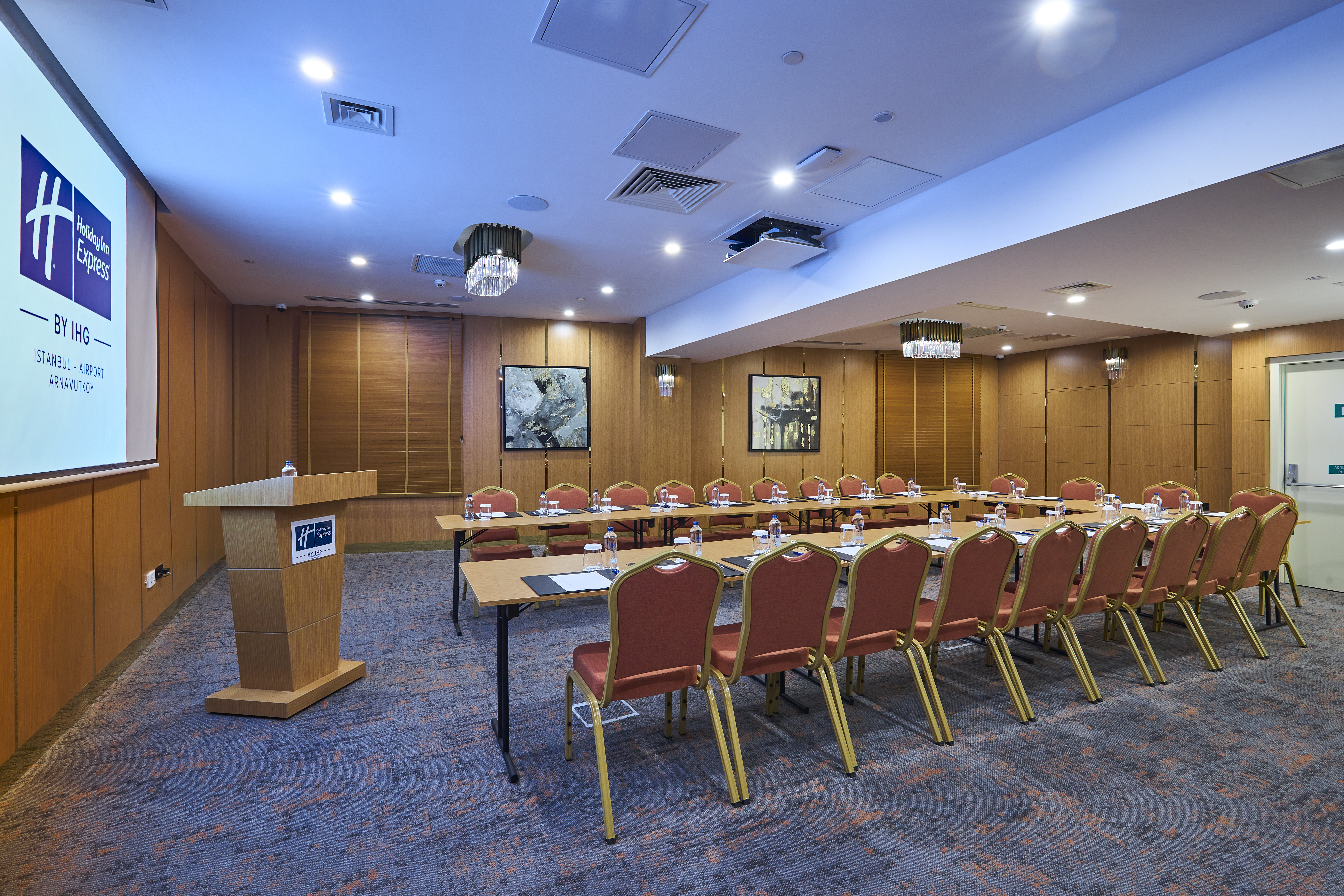 Holiday Inn Express Istanbul - Airport Arnavutkoy 43/50