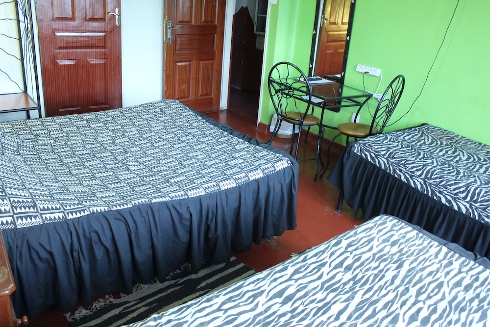 Khweza Bed & Breakfast 22/43