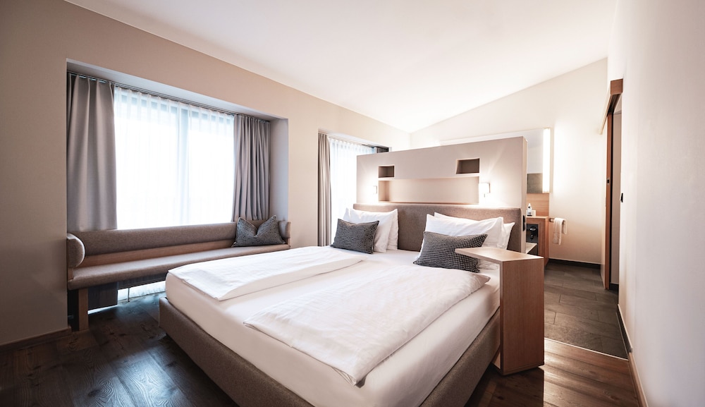 MAVIDA BALANCE HOTEL AND SPA 12/79