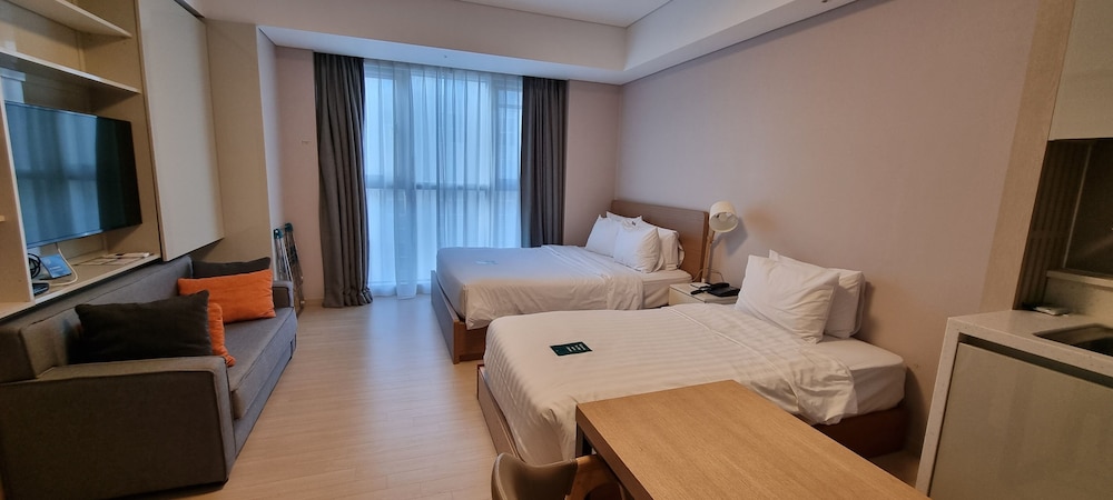 Golden Tulip Incheon Airport Hotel and Suites 31/63