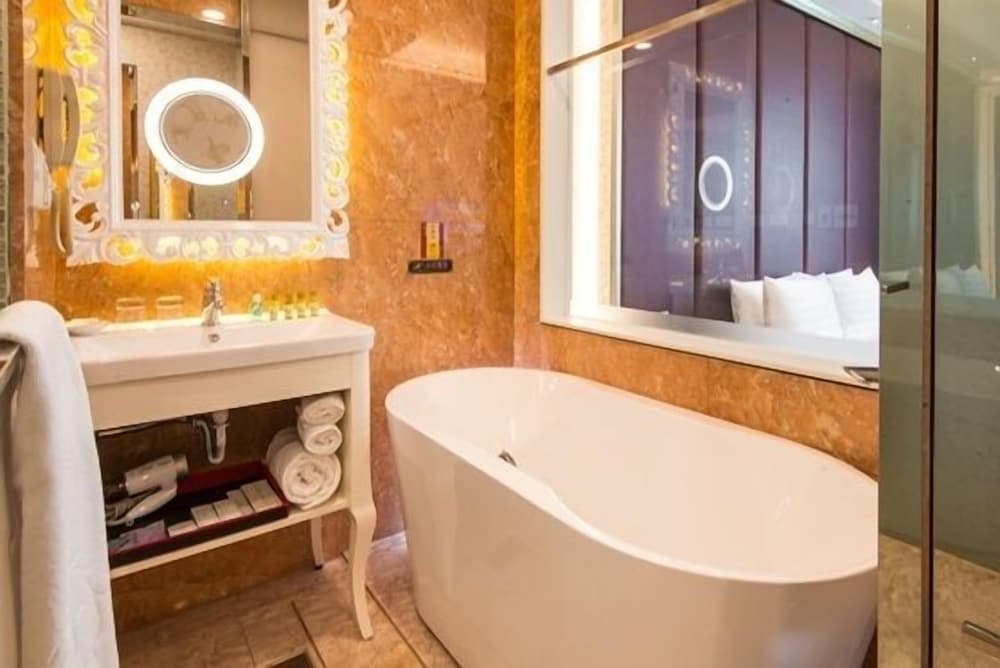 Happiness Inn Hotel New Taipei City 25/27