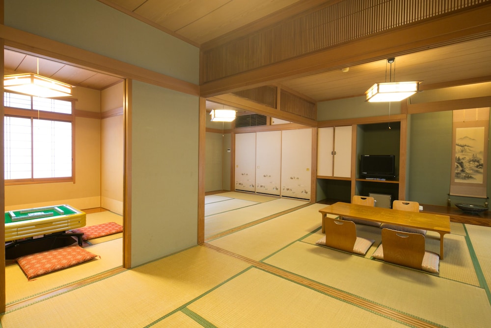 Yugawara Manyoso 13/63