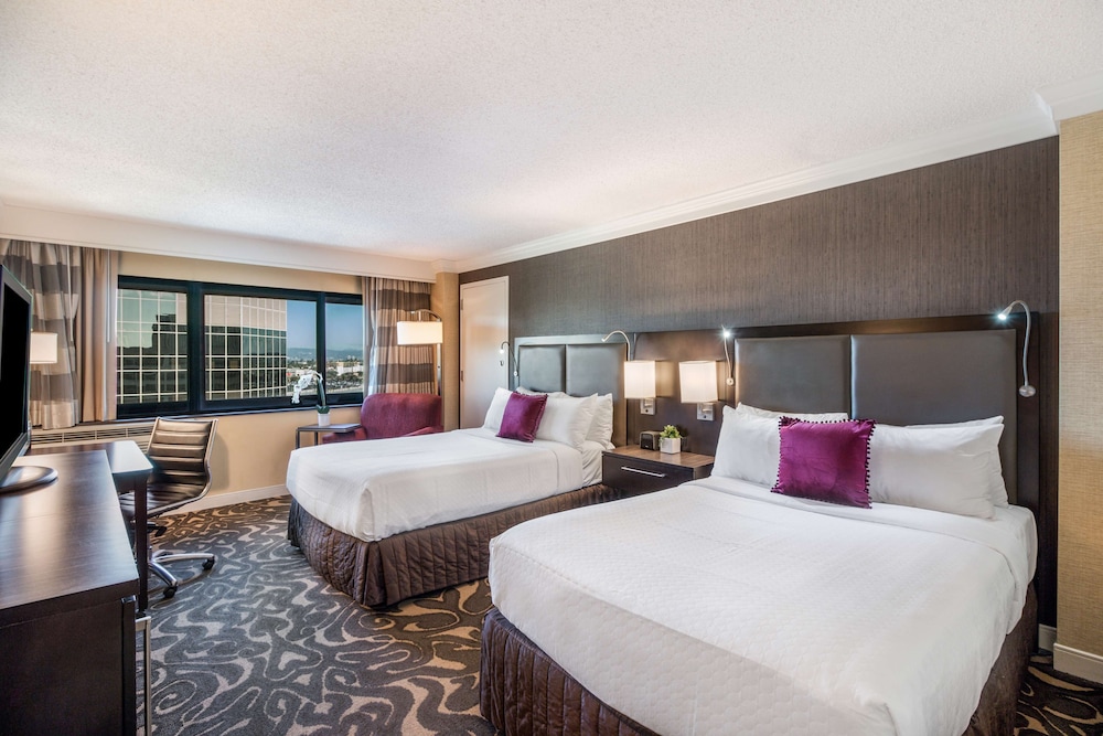 Sonesta Los Angeles Airport LAX 8/50