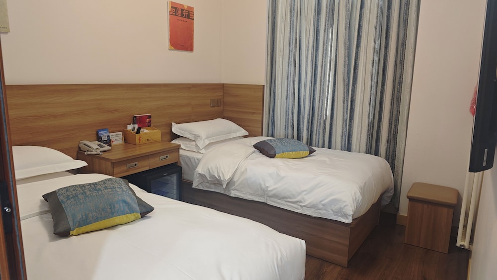 جناح عائلي بسريرين منفصلين وسرير كينج، Zhongan Hotel Beijing 2/4