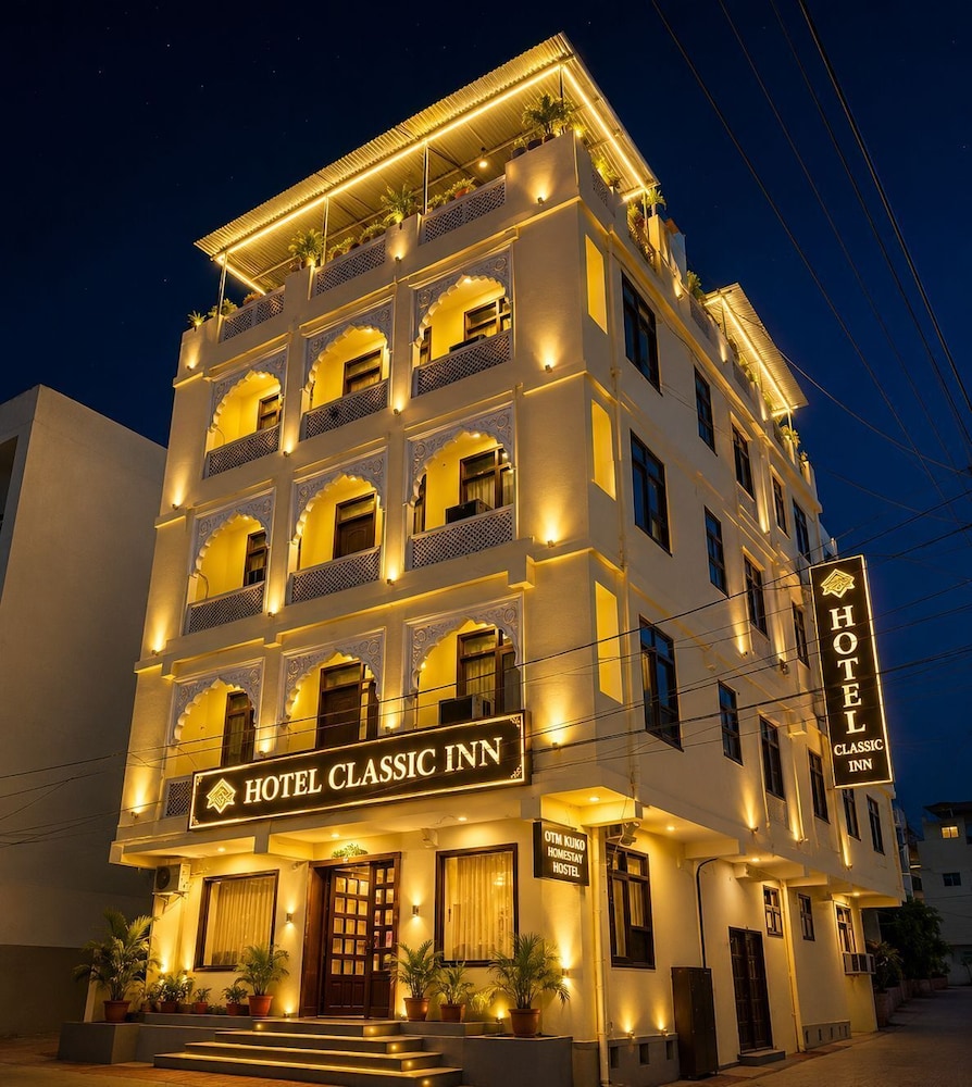 HOTEL CLASSIC INN 2/62