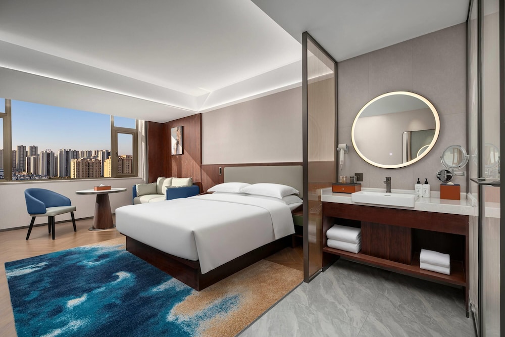 Days Hotel by Wyndham Fuyang Linquan 16/25
