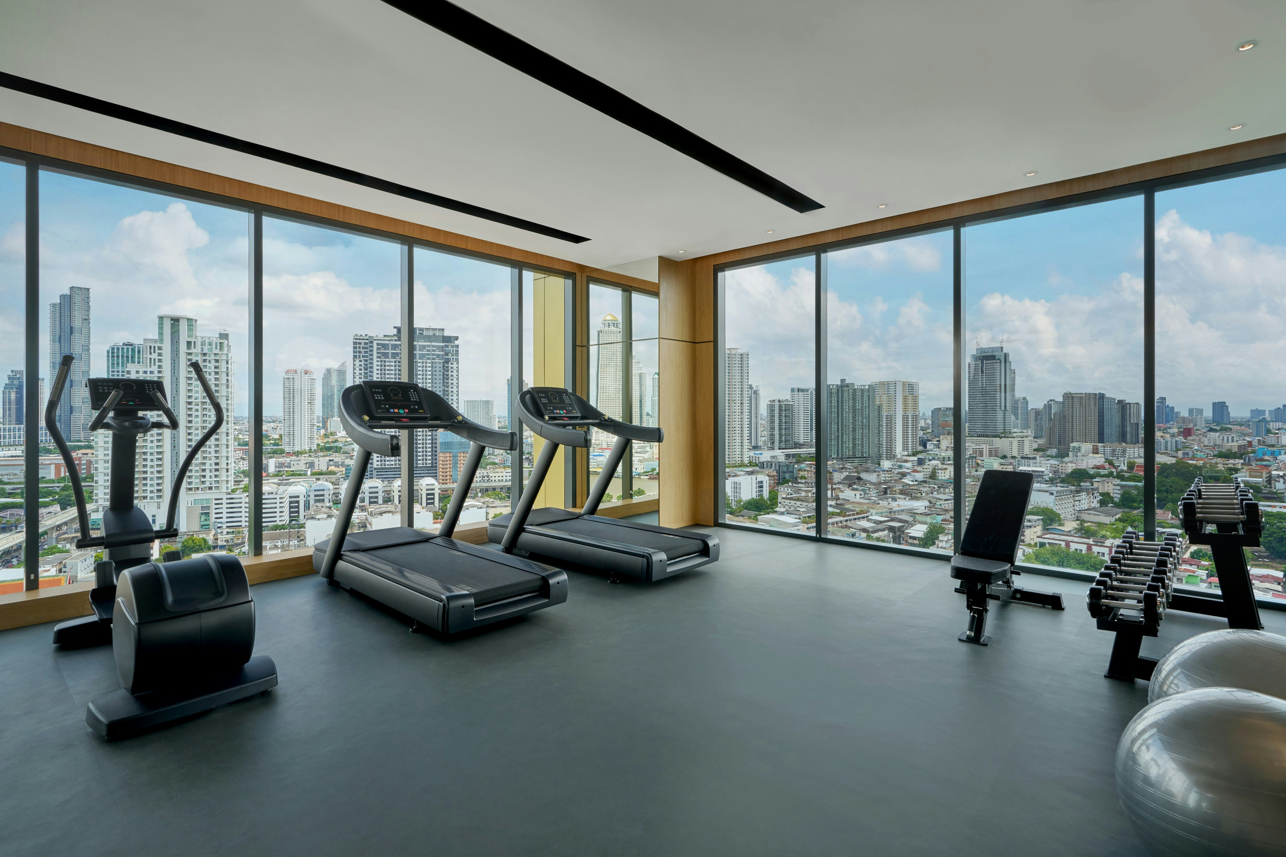 Hilton Garden Inn Bangkok Riverside 15/26